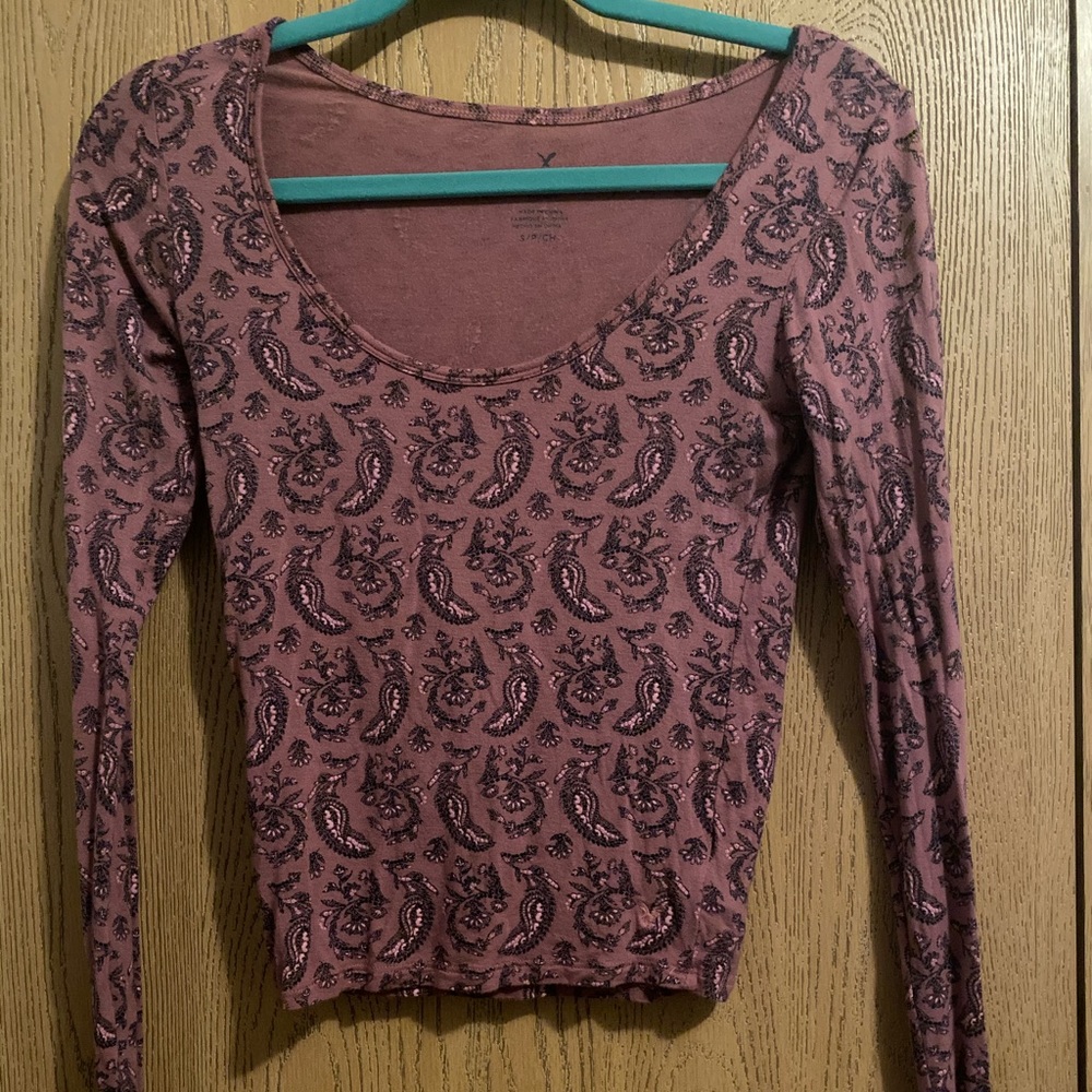 American Eagle shirt